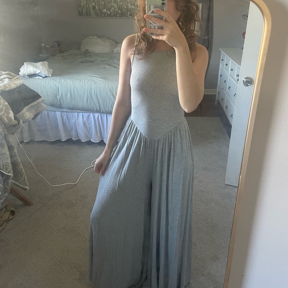 American Eagle Outfitters Pants - Adorable AE Jumper